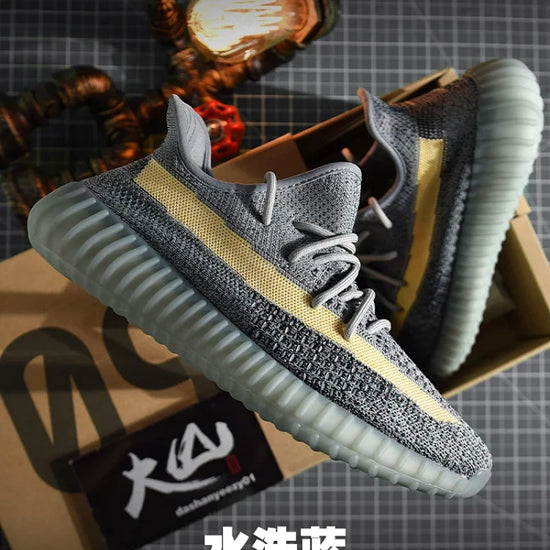 350v2 Yeezy new color specialist  Wash blue